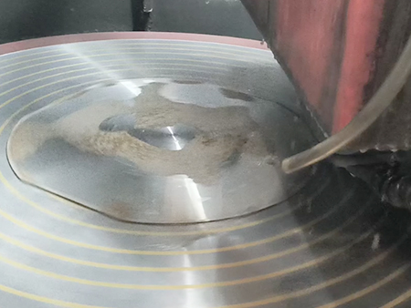 Efficient Grinding of 402 Stainless Iron with Slmn Horizontal Spindle Grinders Efficient Grinding of 402 Stainless Iron with Slmn Horizontal Spindle Grinders